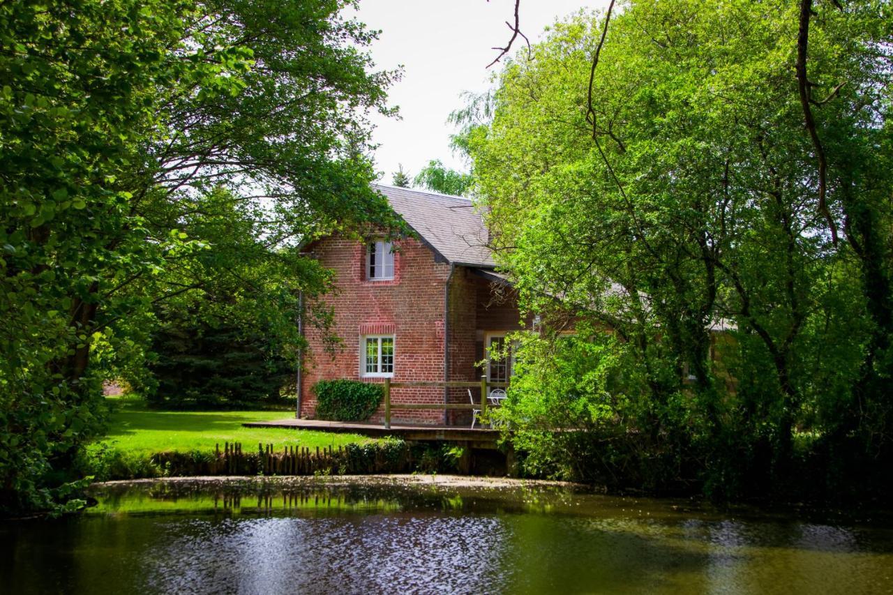 La Maison De L'Etang Manerbe Экстерьер фото