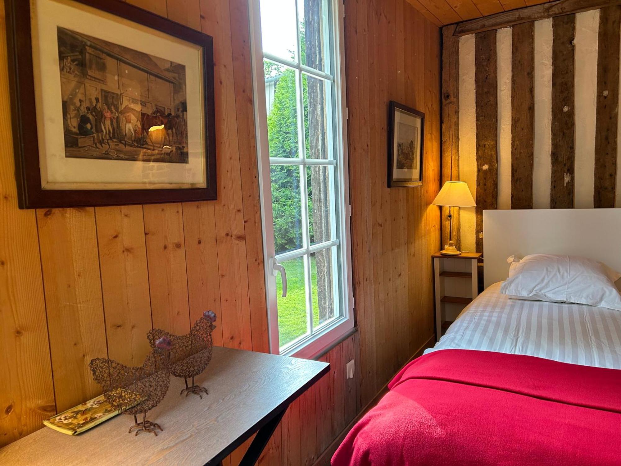 La Maison De L'Etang Manerbe Экстерьер фото